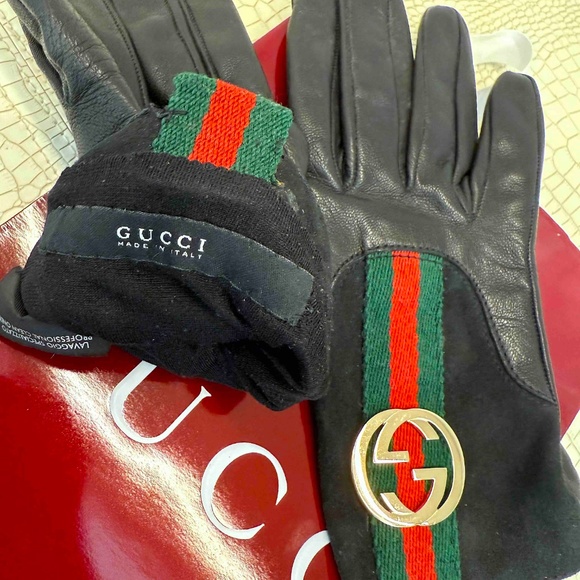 Gucci Black Leather Gloves with Signature Stripe (Women’s small) - Picture 6 of 15